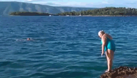 Sprung ins Meer!